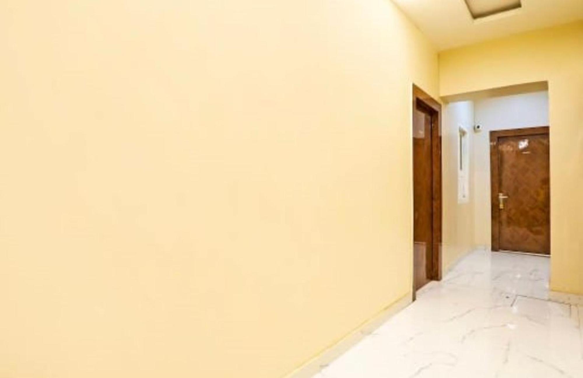 Goroomgo Vrrinda Enjoy Free Wifi- Free Parking And Restaurent Available Hotel